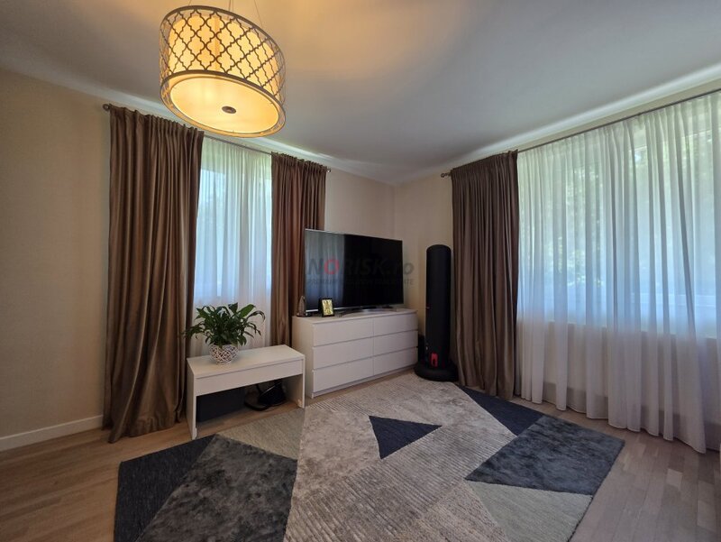 Forest Lifestyle, vila premium in Mogosoaia.